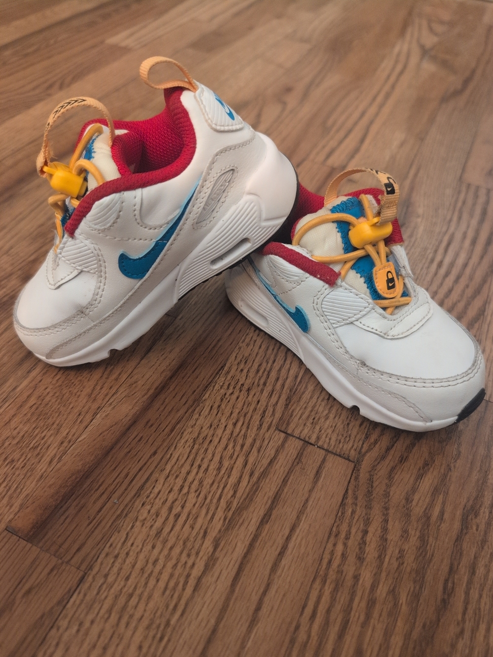 Nike Kids' Air Max Toggle Sneakers Size 6